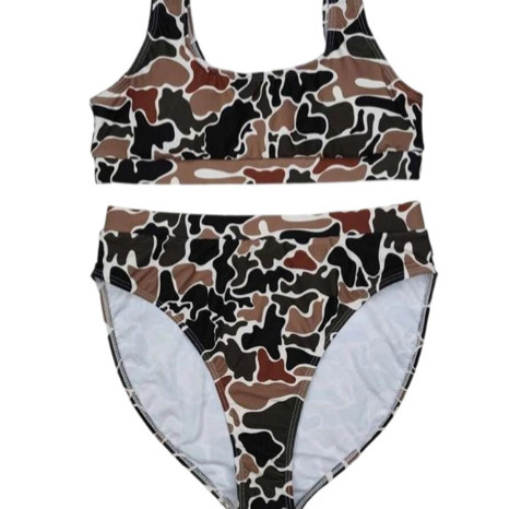 Summer Clothing Wraps - 婦人服、デジタルプリント、サスペンダー付き胸元ラップ+スモールショーツ、セット。